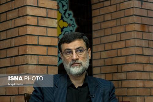 برنامه ها و كتاب های دولت سلام به رییسی تقدیم كردم