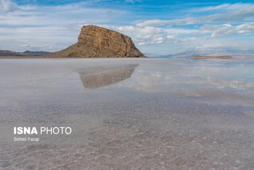 نجات دریاچه ارومیه موضوعی ملی است
