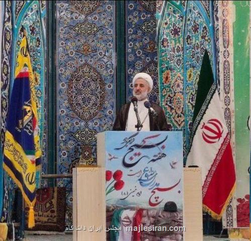 بسیج دست دشمنان را از دست درازی به کشور قطع کرد