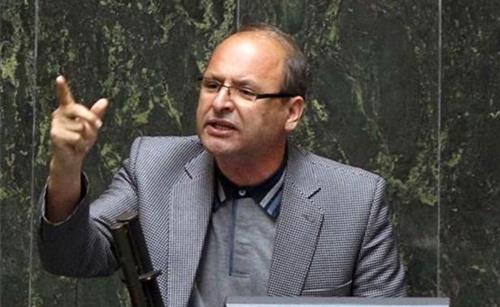 دولت سیزدهم وقتی دید افرادی از کشور رفتند، گفت جای شما را از کشورهای دیگر پر می نماییم