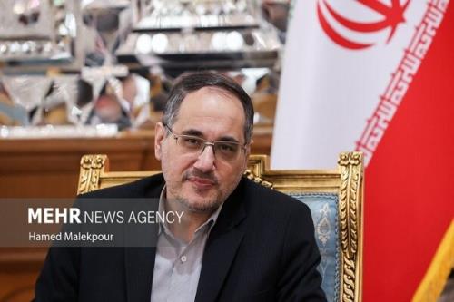 جمهوری اسلامی تا شرافت و قدرت نرم دارد، شکست ناپذیر است
