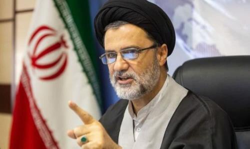 آمریکا می گوید ایران نفت دارد و دیگر احتیاج به صنعت هسته ای ندارد پس با این شرایط آمریکا هم نباید هسته ای داشته باشد!
