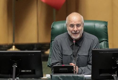 دولت و مجلس مکلف بدنبال کردن برنامه هفتم هستند