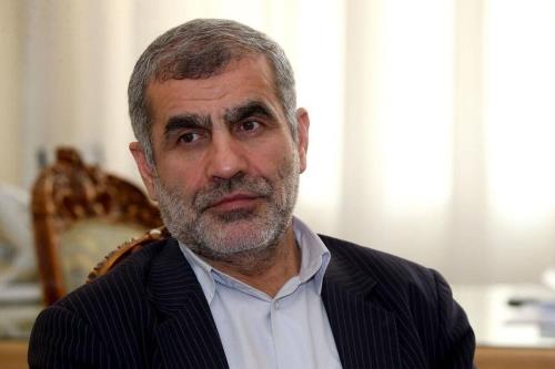 آقای نایب رییس مجلس! مردم کاسه چه کنم چه کنم در دست دارند، شما نگران حقوقت هستی؟