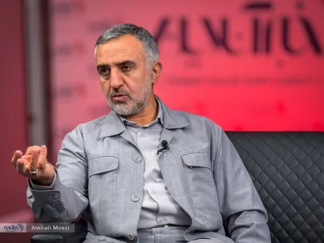 اجازه نمی دهم دخترم، همسرم یا خواهرم سوار موتور دوچرخ شوند