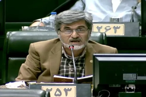 ادعای جنجالی کوچک زاده دولت مجازات اعدام و قصاص را از لایحه جنایات بین المللی حذف نمود
