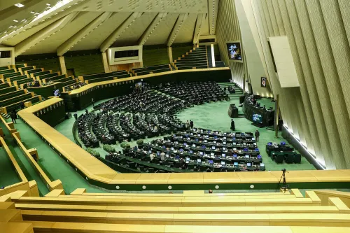 مجلس نشان داد در طرح نفوذ دنبال خاموش کردن صدای نخبگان است