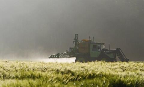 حل شدن مشكلات كشاورزی از خواسته های مردم روستاهای ورامین است