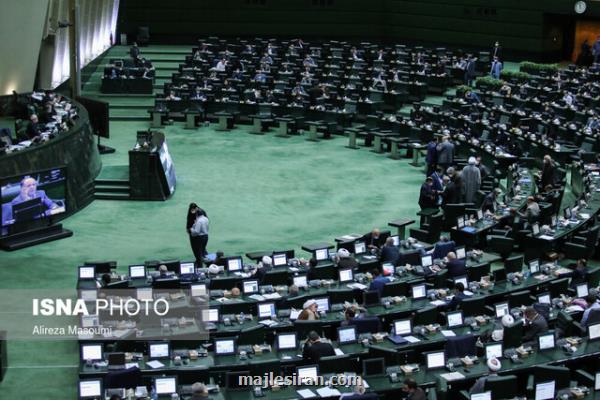 بررسی رای اعتماد وزیر پیشنهادی صنعت و تحلیف نمایندگان منتخب در دستور كار پارلمان