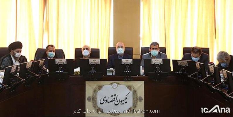 انتقاد قالیباف از سوء مدیریت در بازار بورس